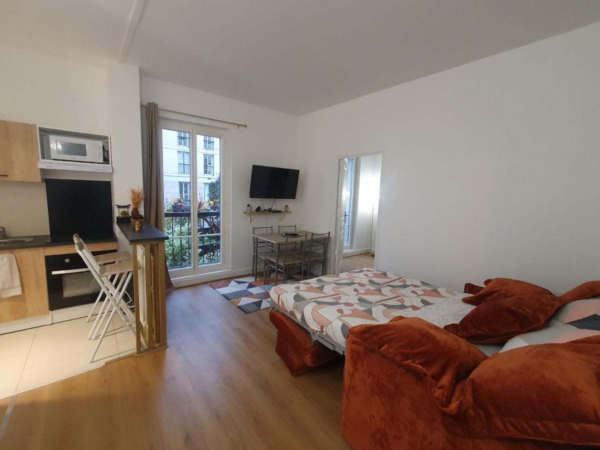 Voisin De Louis Xiv,Free Parking Apartment Versailles Exterior photo