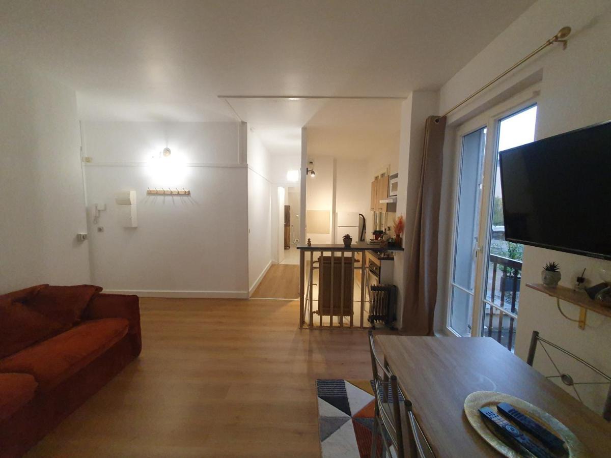 Voisin De Louis Xiv,Free Parking Apartment Versailles Exterior photo