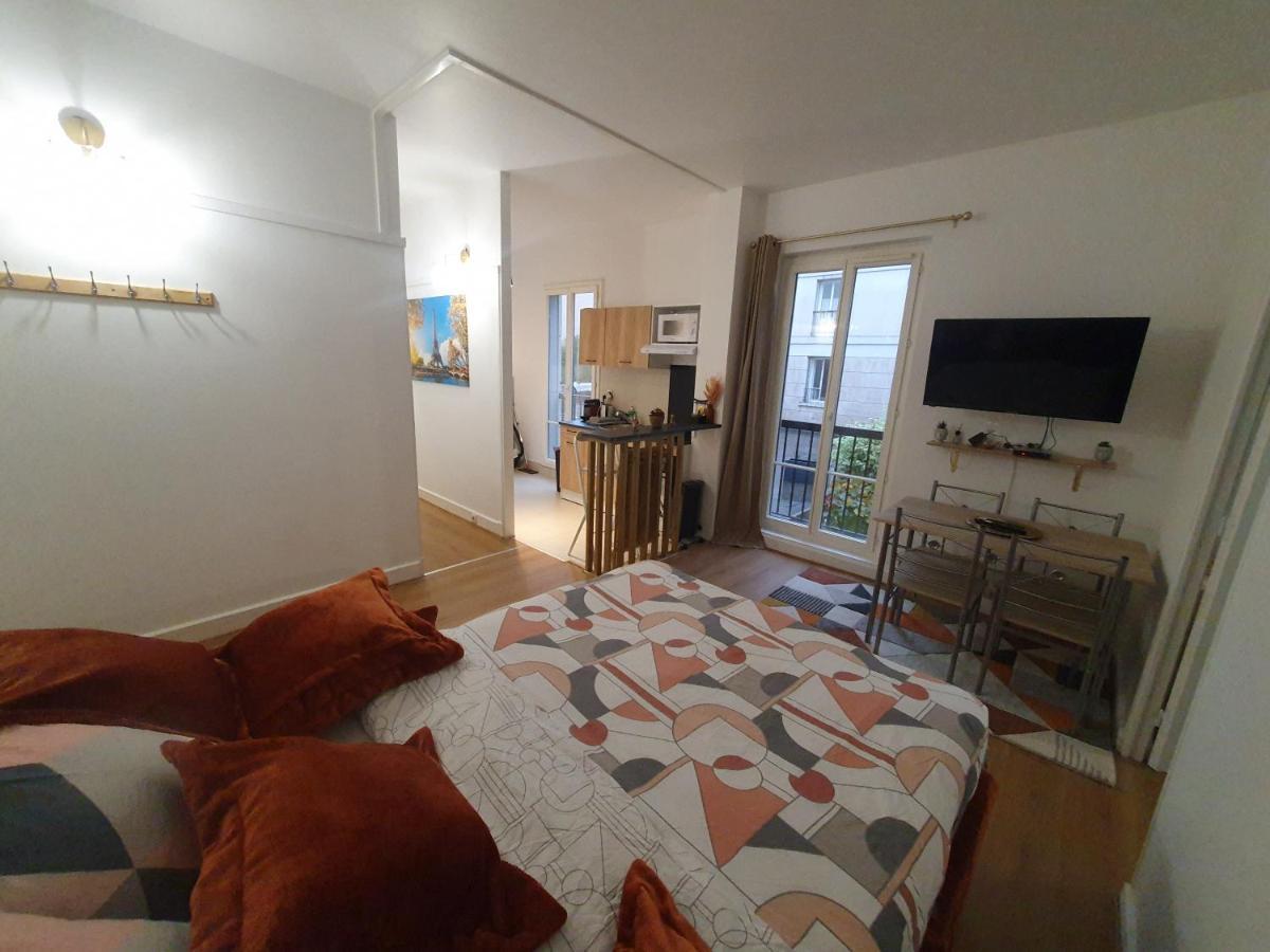 Voisin De Louis Xiv,Free Parking Apartment Versailles Exterior photo