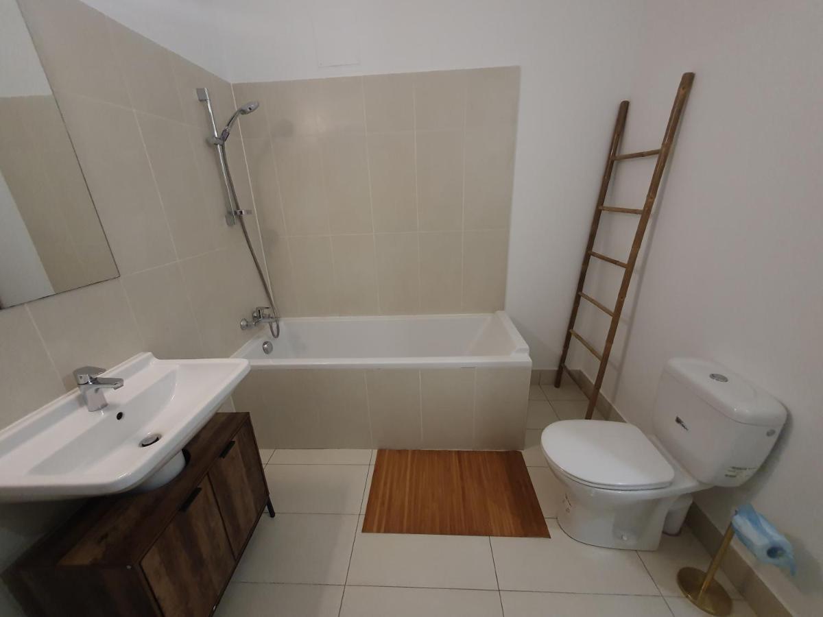 Voisin De Louis Xiv,Free Parking Apartment Versailles Exterior photo